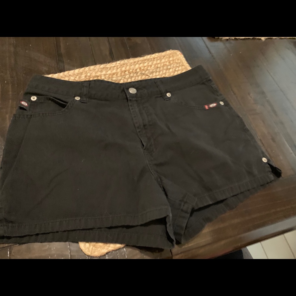 Bongo shorts black size 9